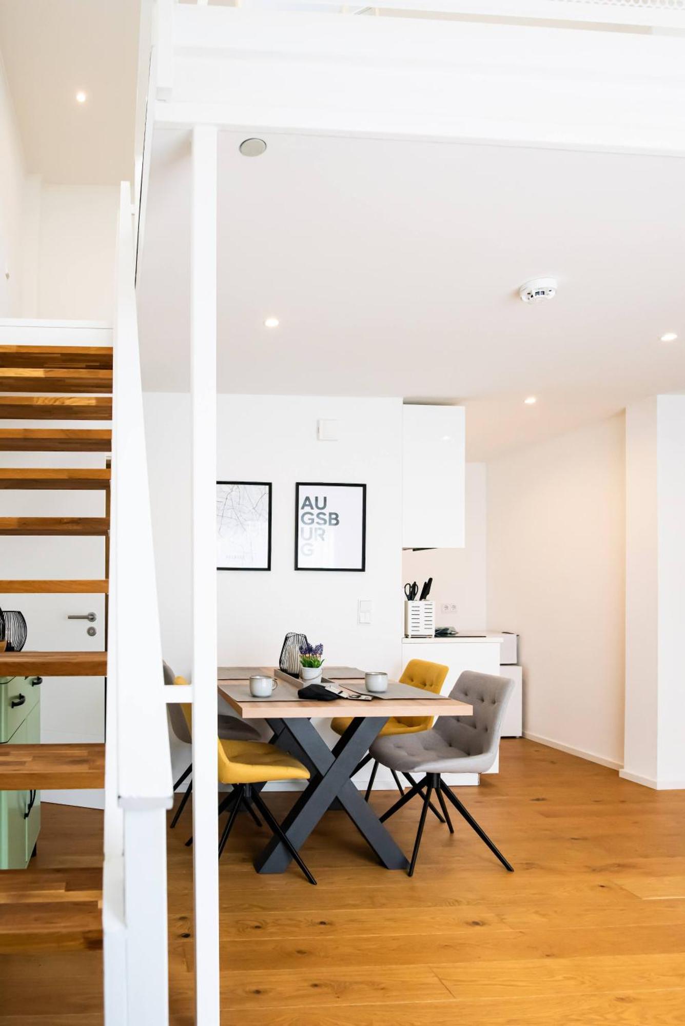 Loftartige Wohnung In Augsburg-Pfersee Luaran gambar